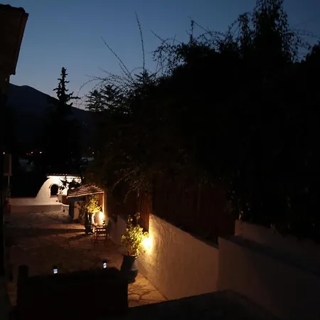 A Beautiful Place To Relax Holiday home Geni (Lefkada)